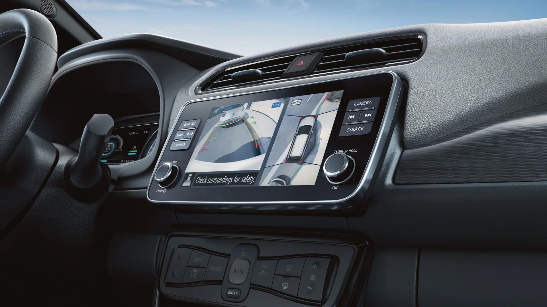 2022 Nissan LEAF Technology Features