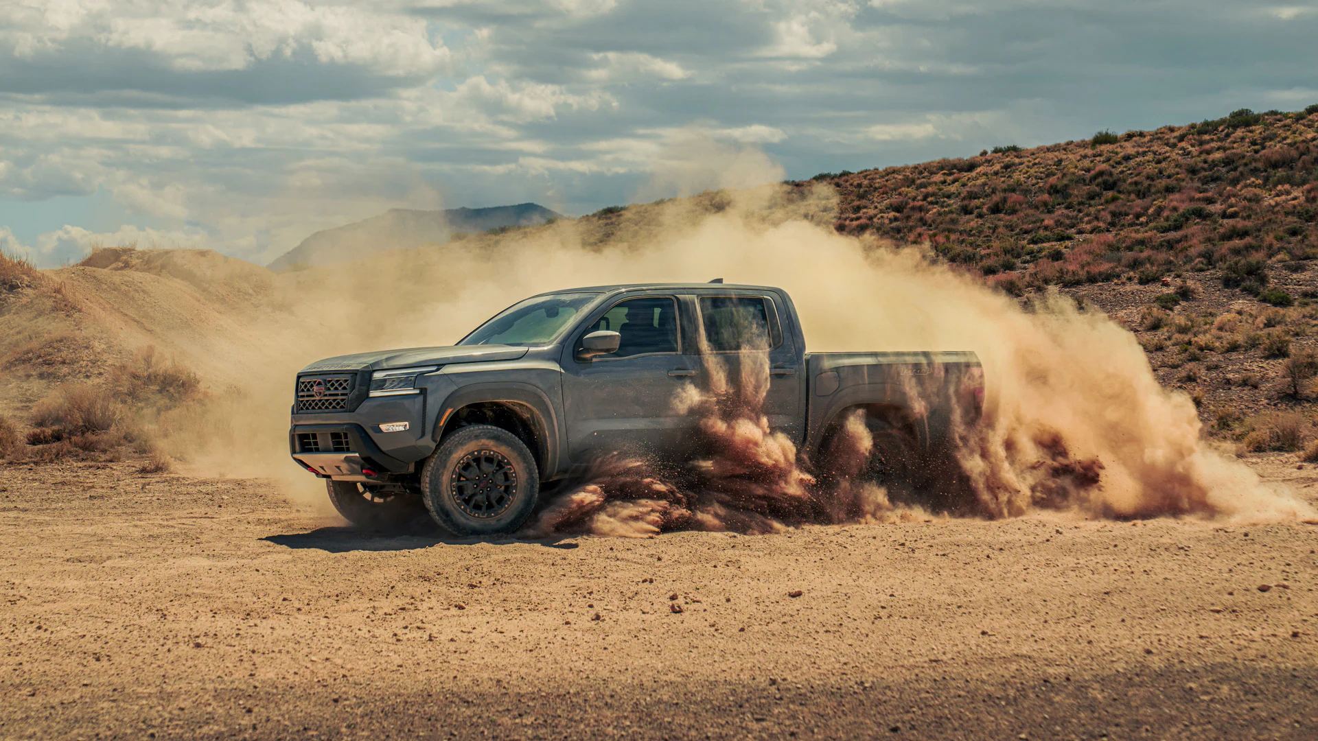 2023 Nissan Frontier Exterior
